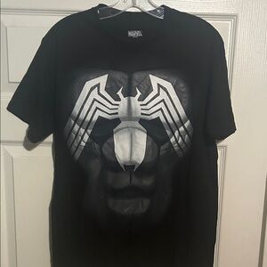 Marvel Black‎ and White Spider Emblem Men's Tee